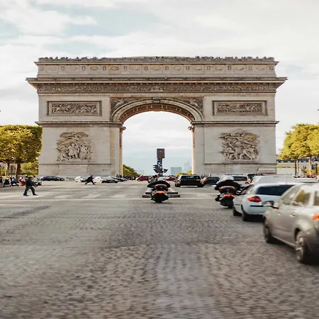 Διαμέρισμα Cosy With Ac - 2p - Arc De Triomphe *